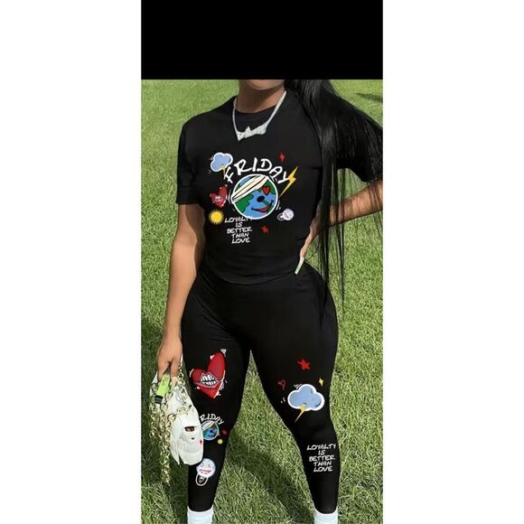 Two piece cartoon graphic have in red and black.Size 14 - Picture 11 of 15